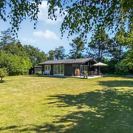 In With Kitchen بيت للعطل Samsø