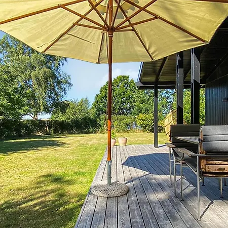 In With Kitchen بيت للعطل Samsø